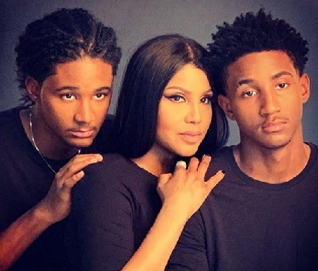 A photo of Toni with her sons.